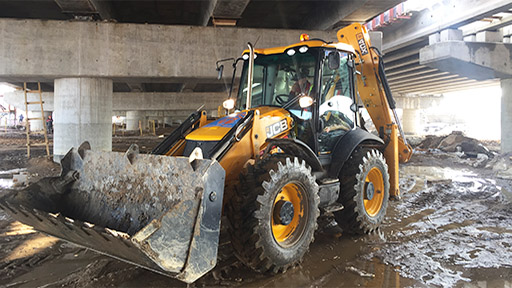 Экскаватор-погрузчик JCB 4CХ