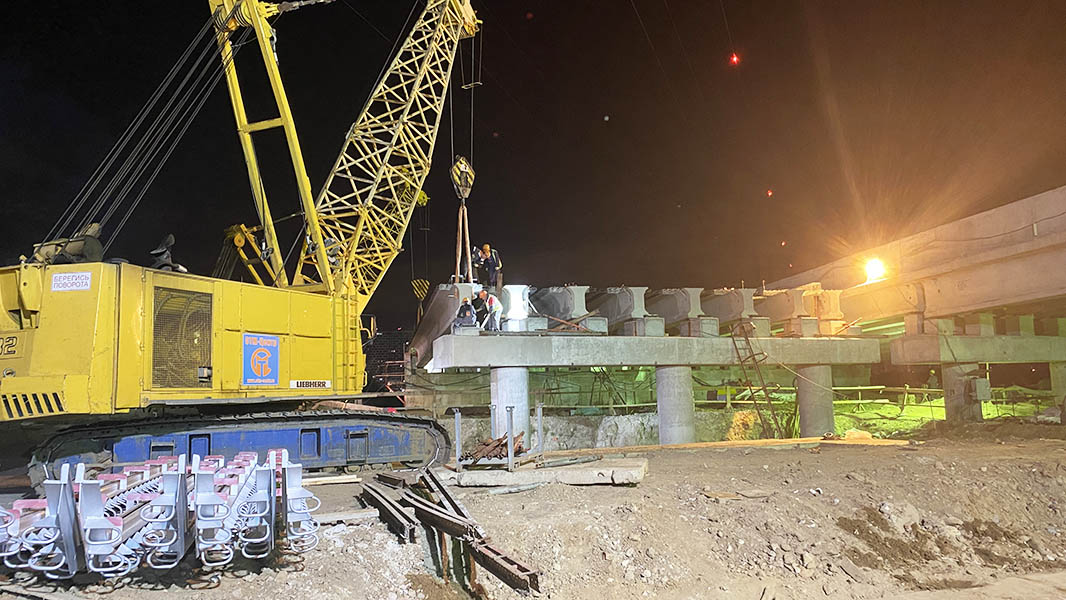 Liebherr HS-882HD